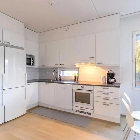 Appartement 88 M2 With 3 Bedrooms Only 10 Min From The Airport And 350 M By Train To The Airport